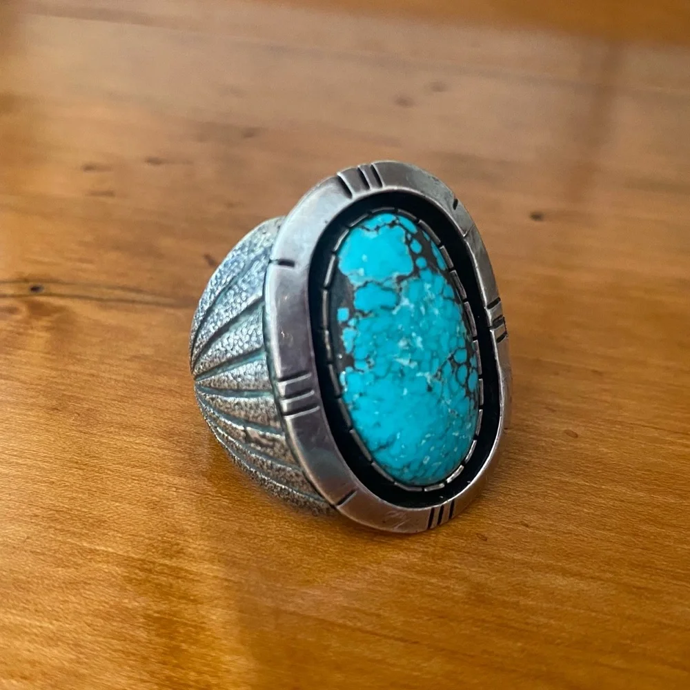 Vintage Native American Sterling Silver Turquoise Ring size 10.5